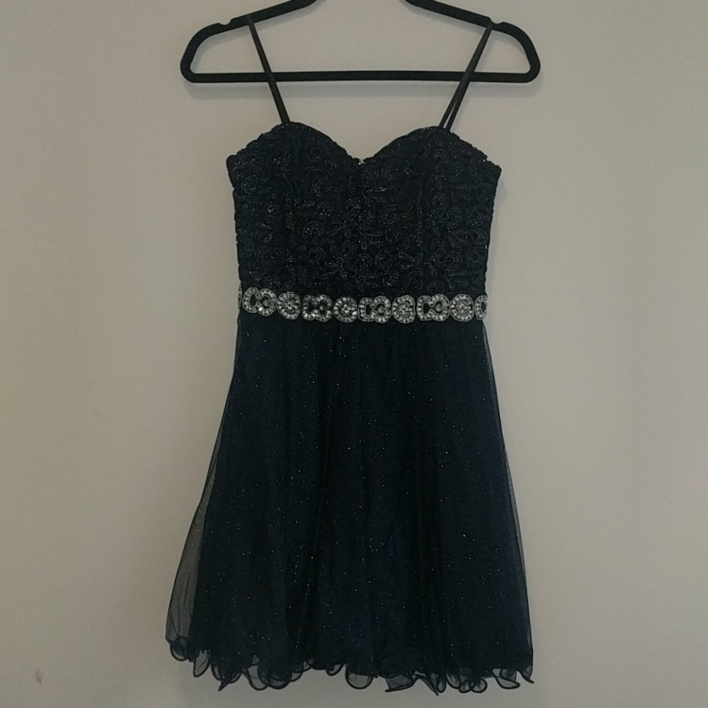 Beautiful City Triangles formal dress NWOT